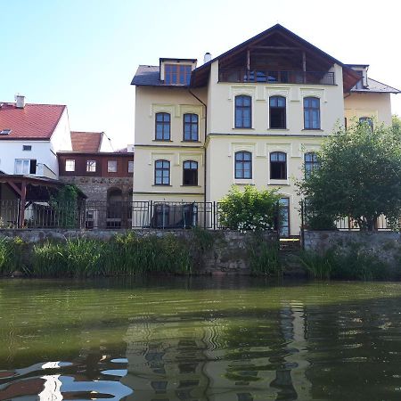 Apartmany Setkova Vila Jindřichŭv Hradec Dış mekan fotoğraf